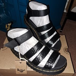 Dr Martens Blair sandals